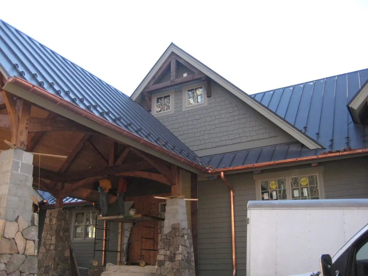 Craftsman Roofing team delivering quality roofing work in Moreland